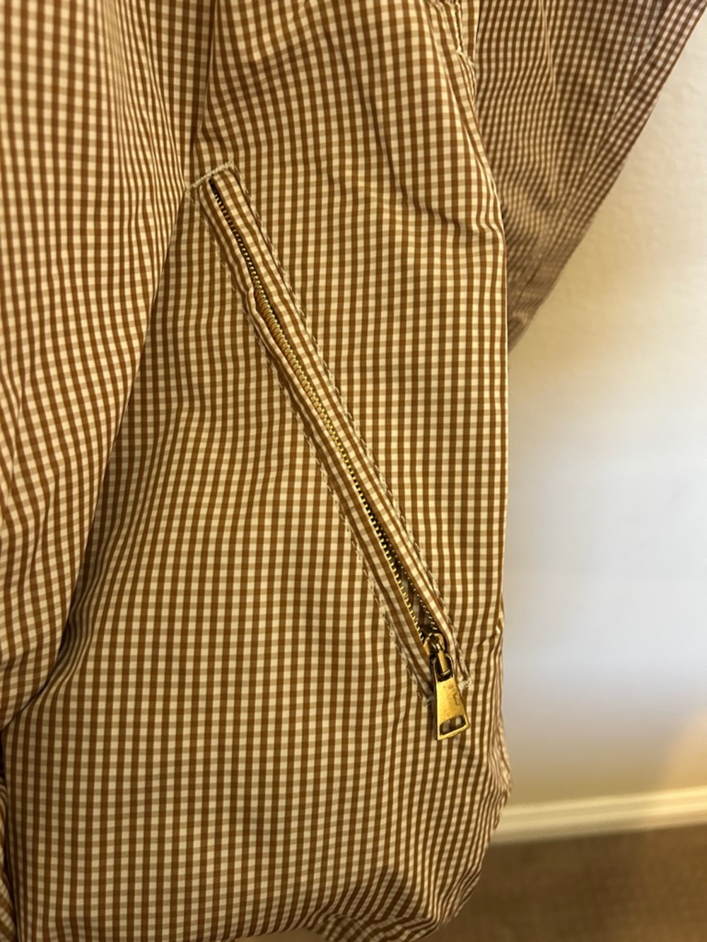 Les Copains BLUE RaincoatLightweight Checked Zip-Front Jacket in Brown and White - Picture 4 of 8